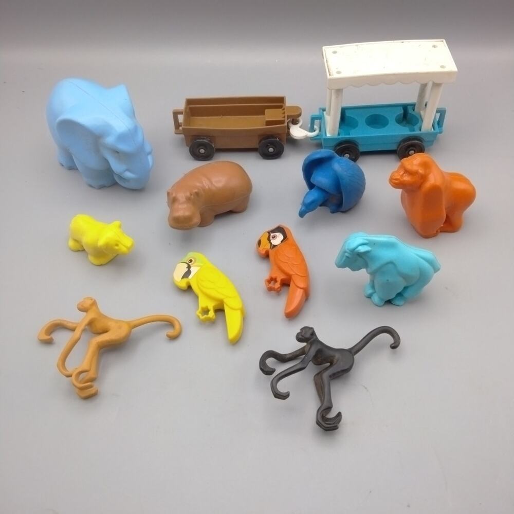 12 Vintage Fisher Price Little People Zoo Toy Play Set Trolley Parts Animals